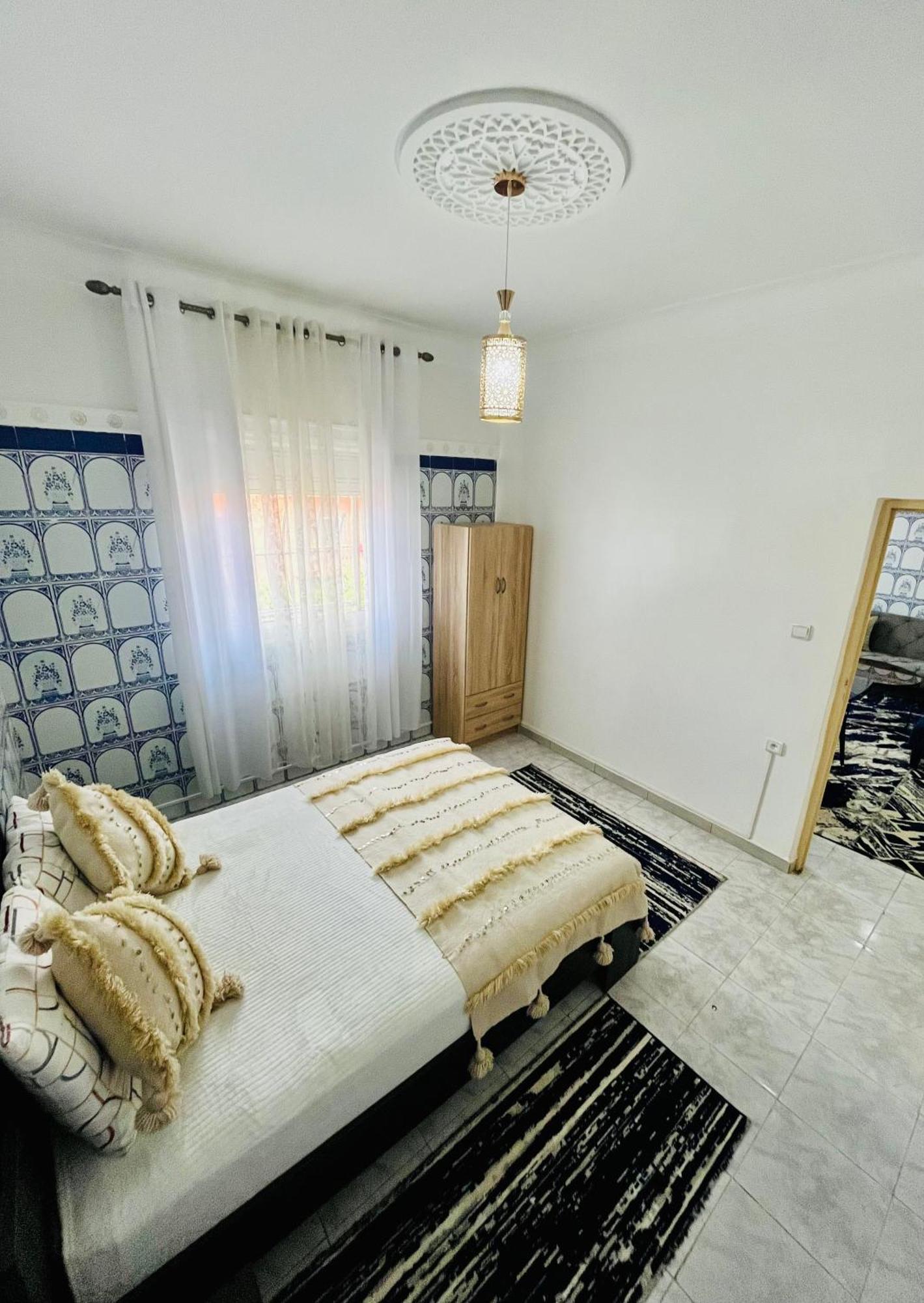 Apartment With Ac, Patio And Rooftop Appartement Climatise Avec Patio Et Toit Terrasse Marrakesch Exterior foto
