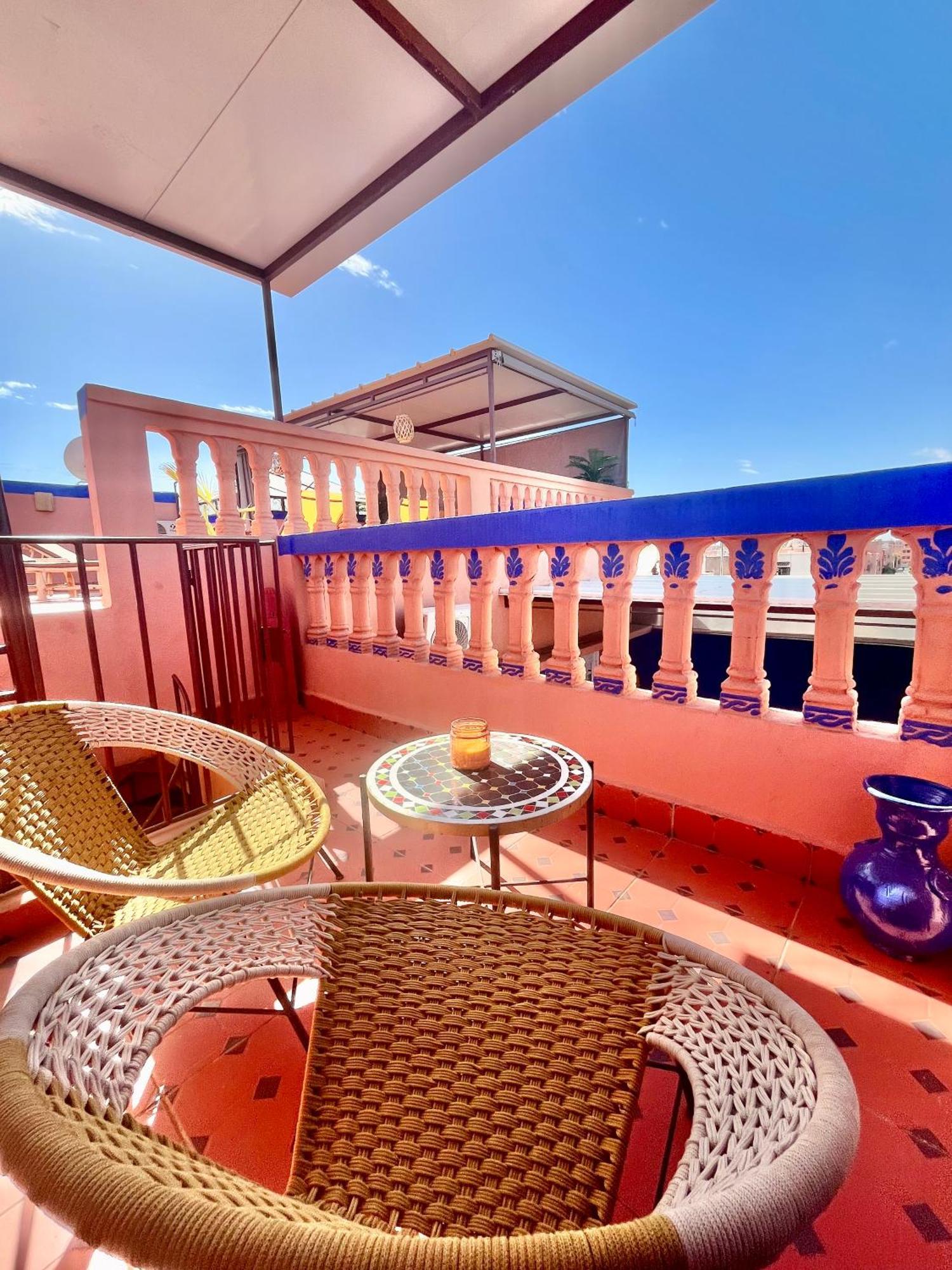 Apartment With Ac, Patio And Rooftop Appartement Climatise Avec Patio Et Toit Terrasse Marrakesch Exterior foto